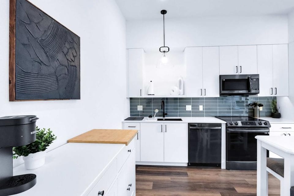 Luxury Resort-style Living Centrally Located Hotel in New Braunfels