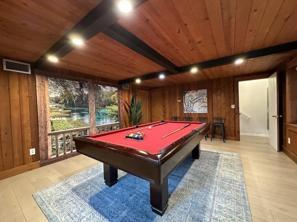 Dunnellon Dreams 3 Bedroom Home by RedAwning Hotel in Dunnellon