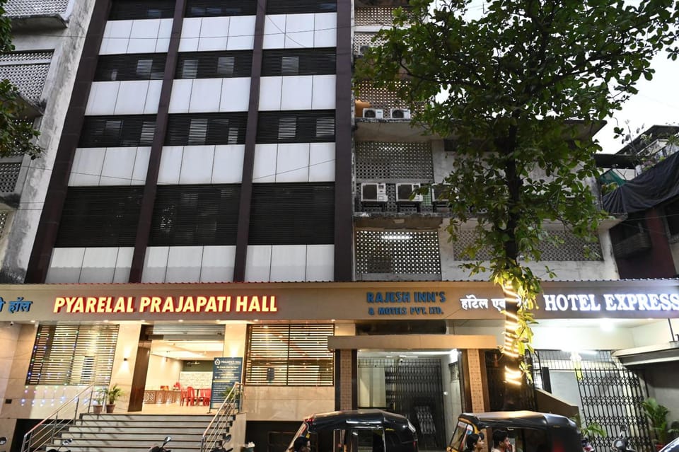 Hotel Express Airoli Hotel in Thane