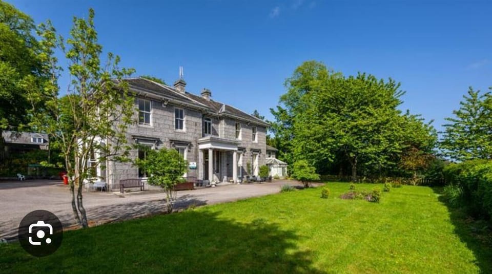 Woodside House Hotel in Aberdeen