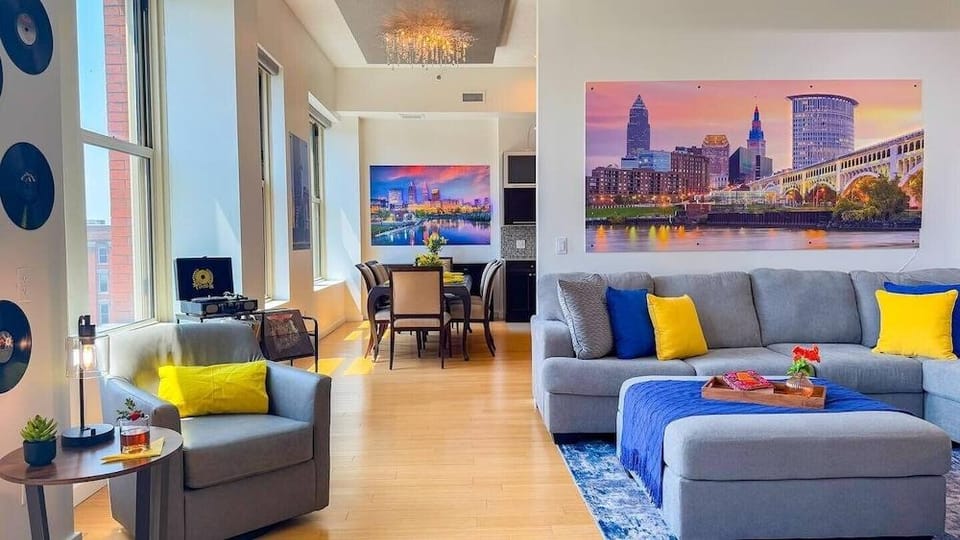 Downtown Cleveland: Steps To Sports & Events 2 Bedroom Condo by RedAwning Hotel in Ohio City