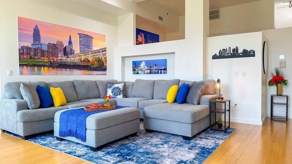 Downtown Cleveland: Steps To Sports & Events 2 Bedroom Condo by RedAwning Hotel in Ohio City