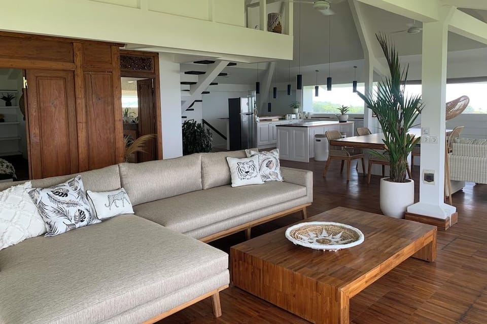 Angel Bay by Triang Villas - Nazaré Hotel in Kediri