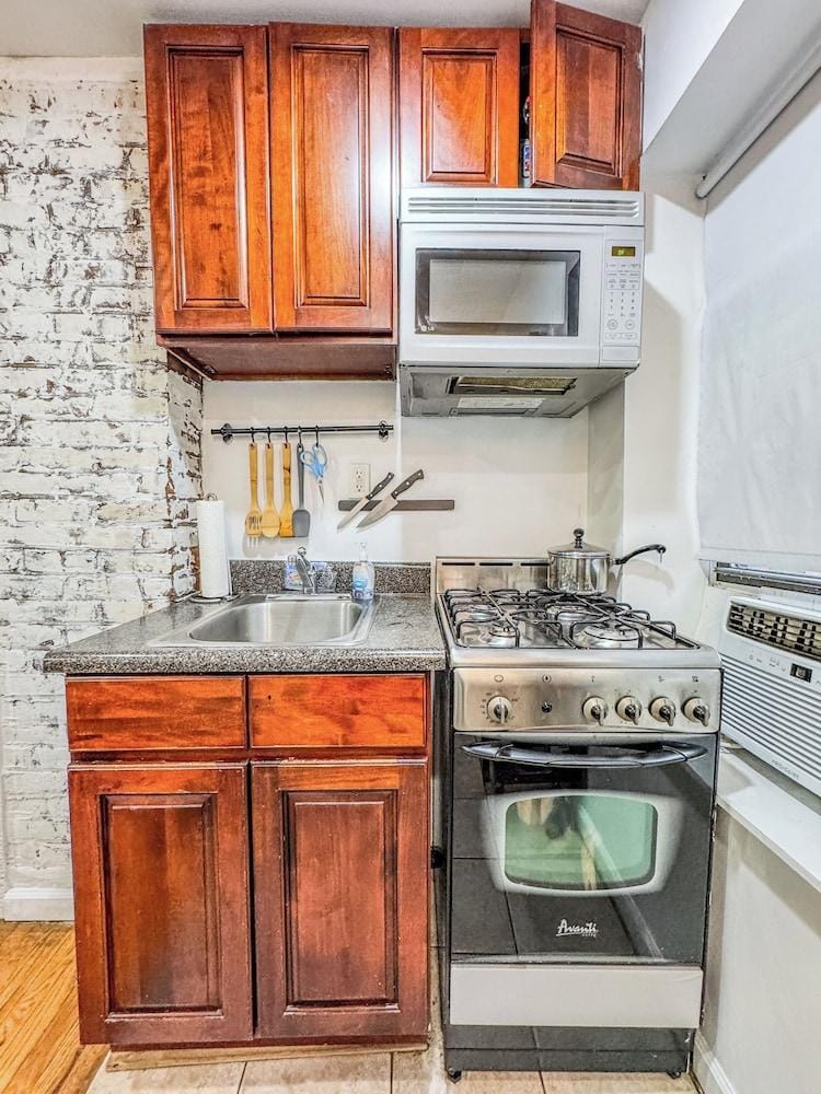183 Orchard St Hotel in East Village
