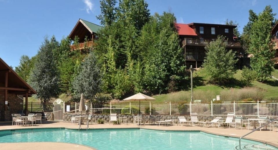The Cowboy Way Cabin 4 Bedroom Cabin by RedAwning Hotel in Pigeon Forge