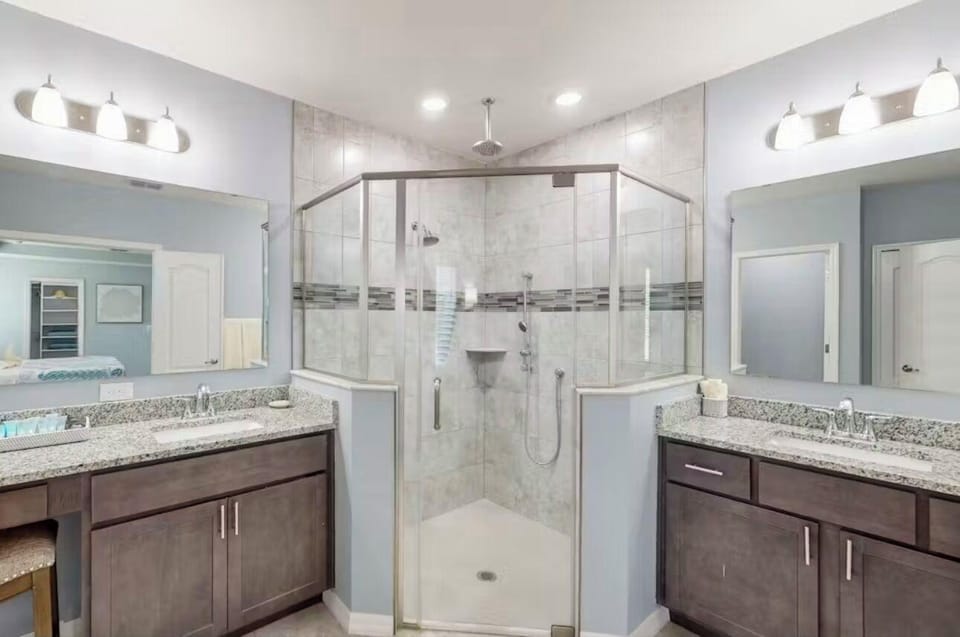 Coastal Haven Retreat Hotel in Port Saint Lucie
