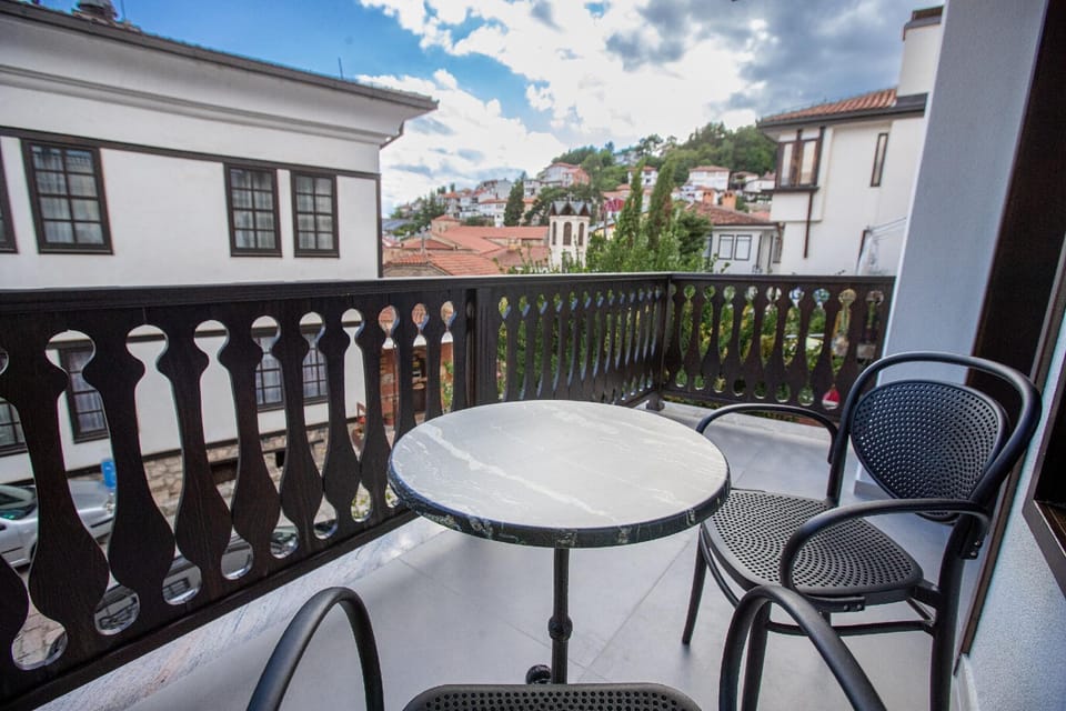Villa Pupin SARAISTE Hotel in Ohrid
