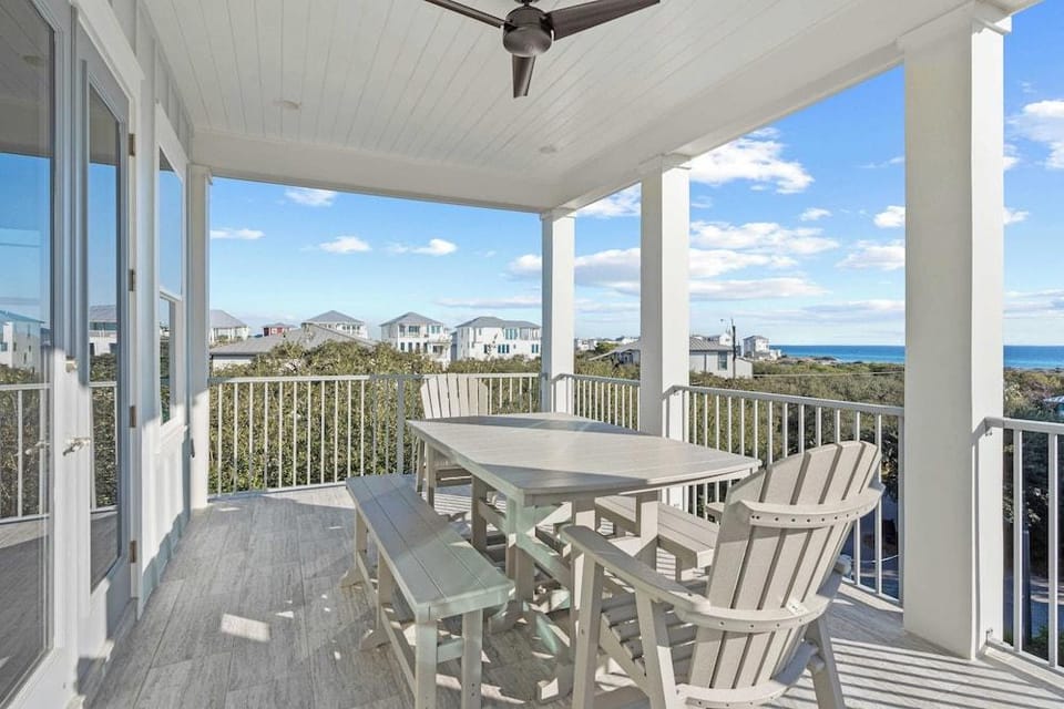 The Palmetto Blue by Avantstay Steps to Beach, Ocean Views Hotel in Inlet Beach