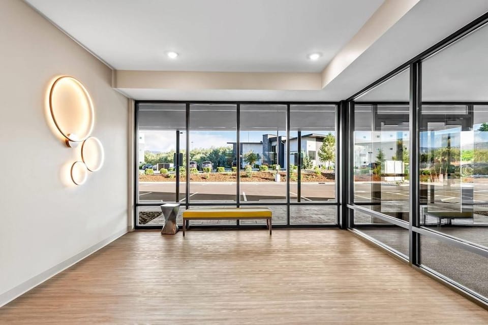 Echo Suites Extended Stay Reno Hotel in Reno