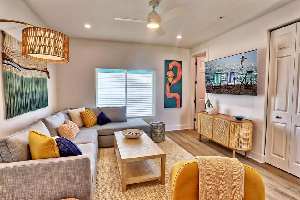 Azul Townhomes C1 - Sol Retreat Hotel in Redington Beach
