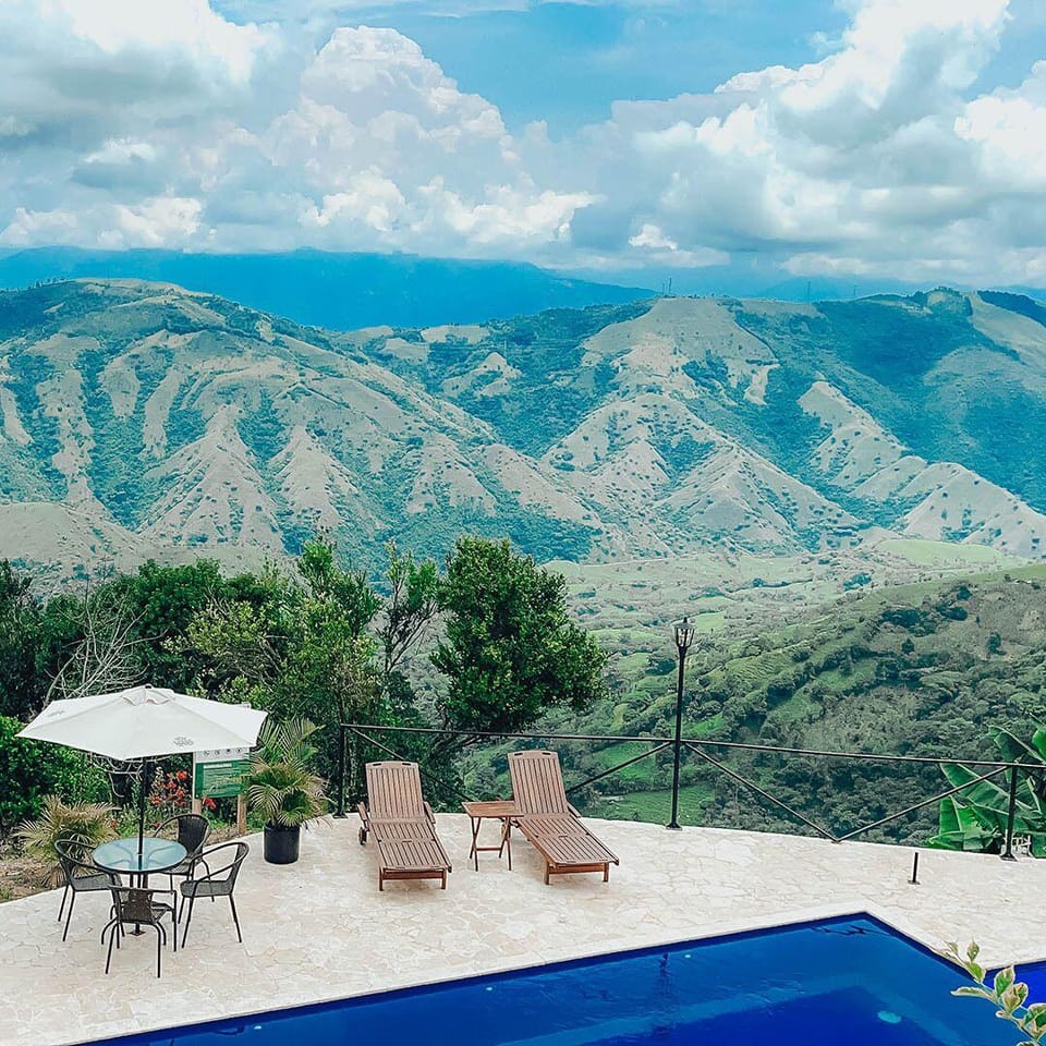 Entreverdes Glamping Hotel in Antioquia