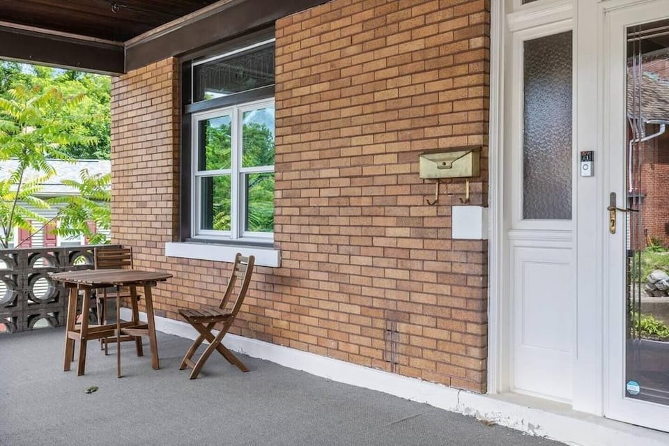 6BDRM with Hot Tub - Mt. Wash Hotel in Pittsburgh
