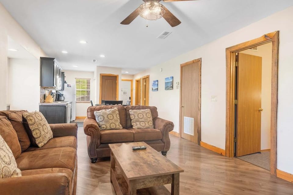Cozy Timbers Charming Condo for 6 With Resort-style Amenities Hotel in Indian Point