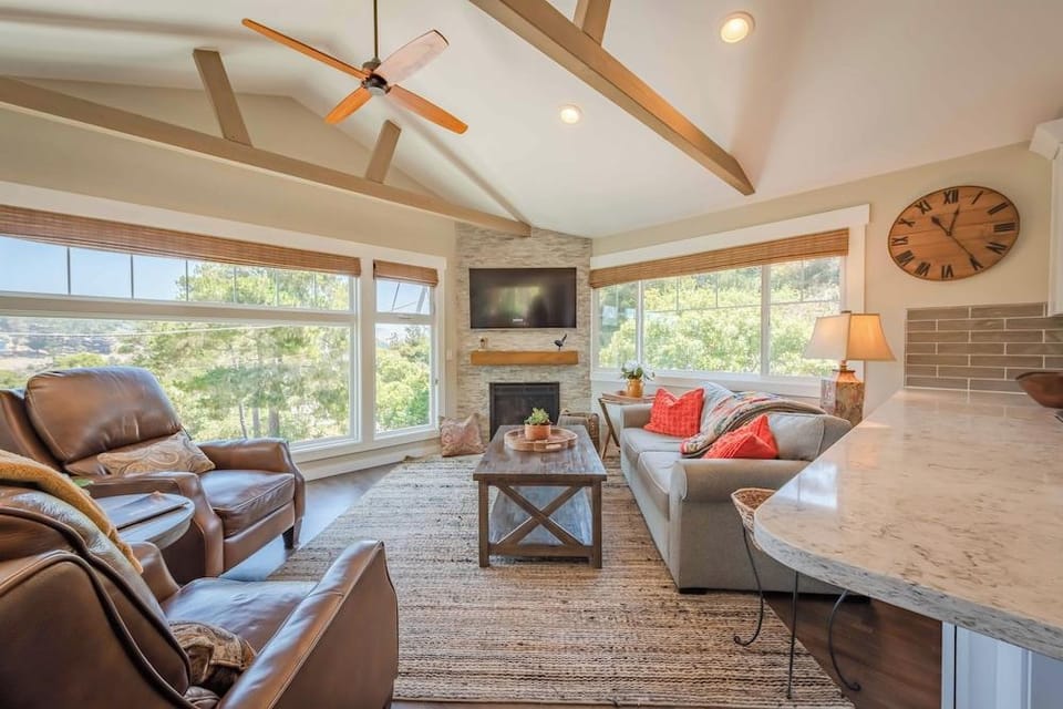 Moonglow Cottage Hotel in Cambria