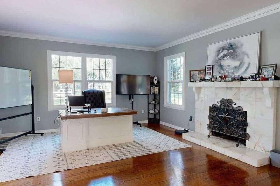 Executive 5 Bedroom Pool Home, Dade City! Hotel in Dade City