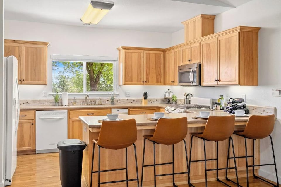 Mira Vista Guest House Hotel in Paso Robles