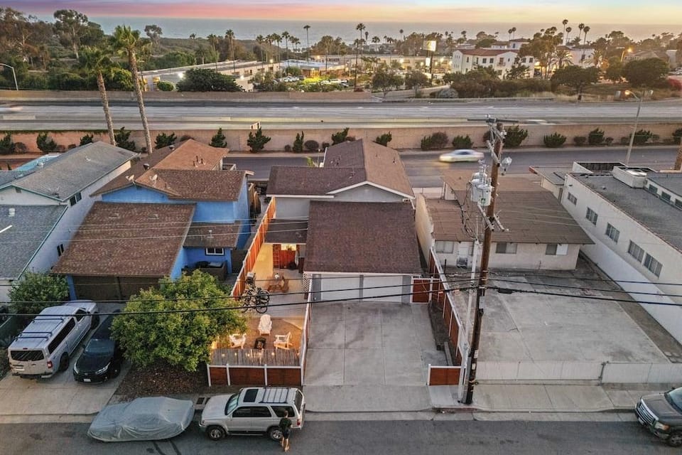 El Camino Surfhouse A by Avantstay Surfside Escape, Walk to Trestles Beach Hotel in San Clemente