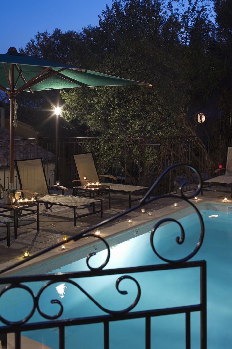 Swimming pool