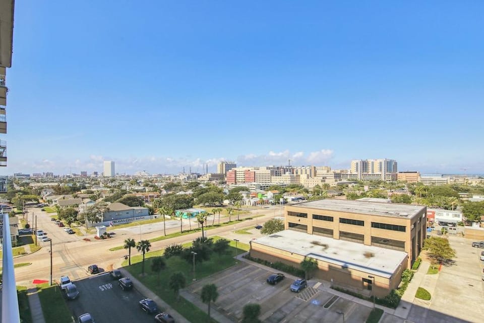 Emerald 705 by Ryson Vacation Rentals Hotel in Texas City
