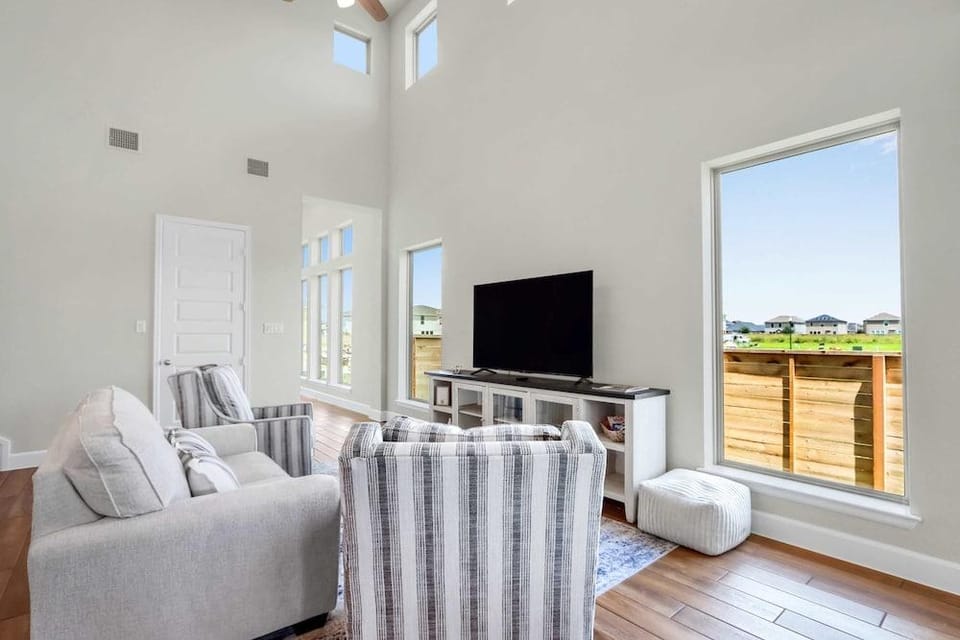 Dakota Cottage - Stay for 10 Hotel in New Braunfels