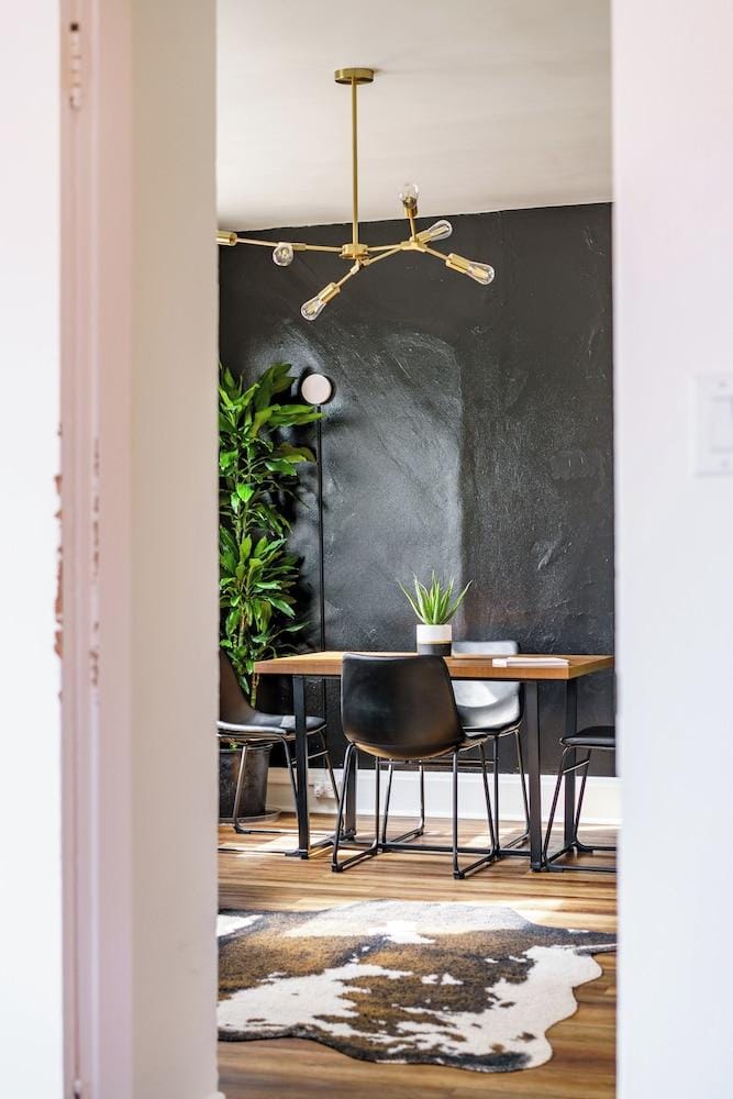 Jungle House Historic Lofts – German Village Hotel in German Village