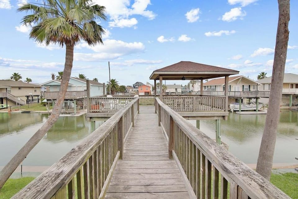 Herons Nest by Ryson Vacation Rentals Hotel in Jamaica Beach