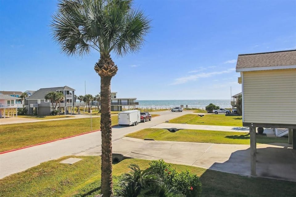 Casa Rosa West by Ryson Vacation Rentals Hotel in Hitchcock