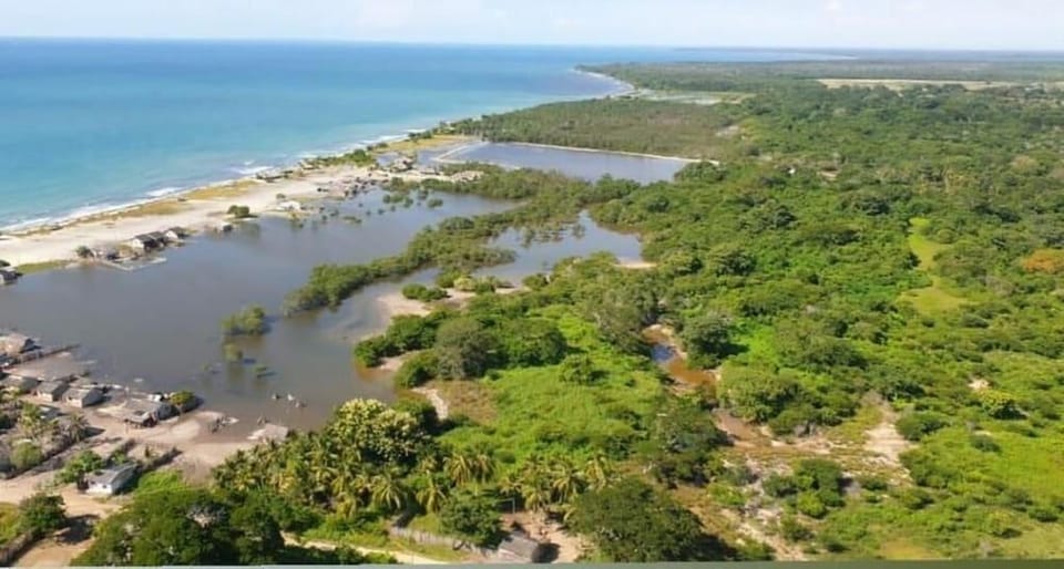 Urantia Beach Hostel & Camping Hotel in Sucre, Colombia