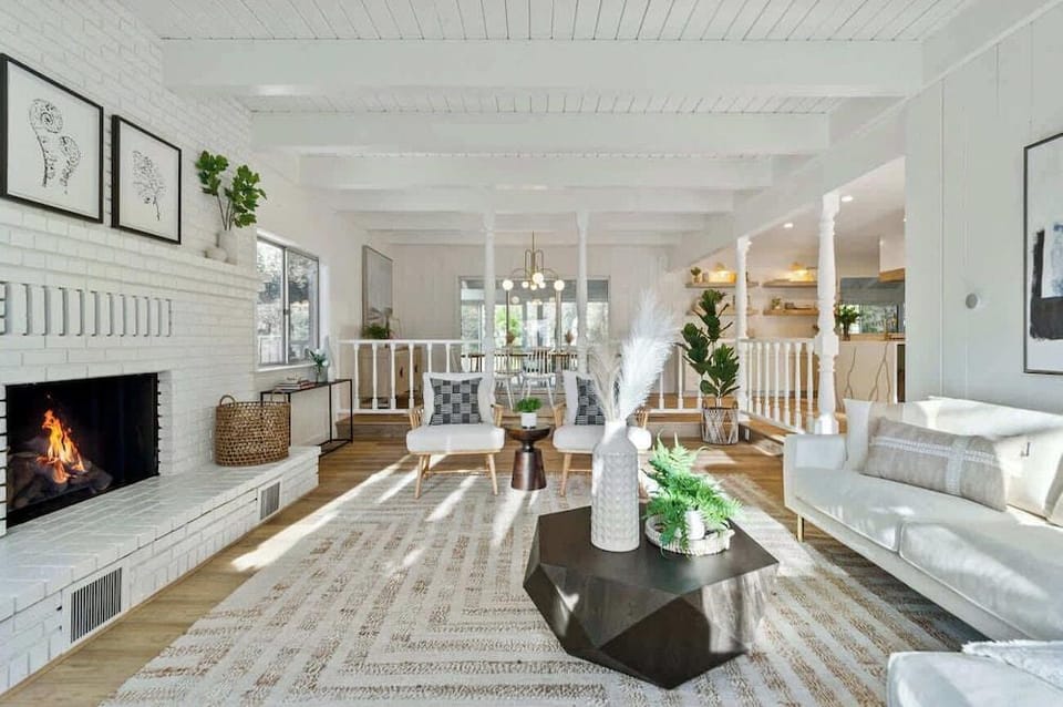 The Lilypad 2 Master Bedrooms Game Room Hotel in Lake Arrowhead