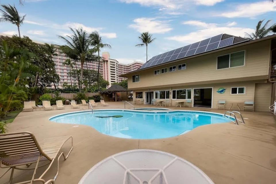Maui Kai 804 Oceanfront 1 Bd/1ba 1 Bedroom Condo by RedAwning Hotel in Kaanapali