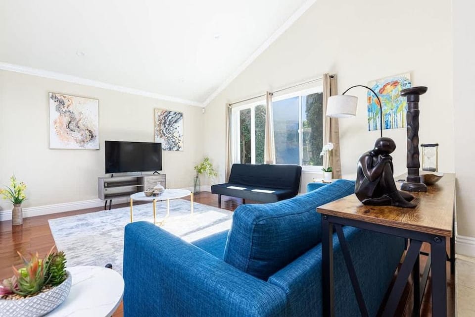 Beautiful 4Br House Near Napa Hotel in Vallejo