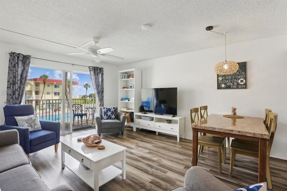 Beachfront Epic Ocean Views Sleeps 6 New Rental Hotel in Saint Augustine Beach