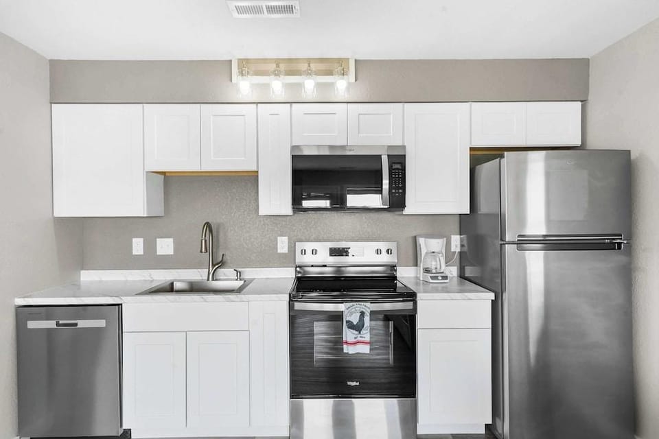 Waterview Oasis Stay for 4 Hotel in Indian Point