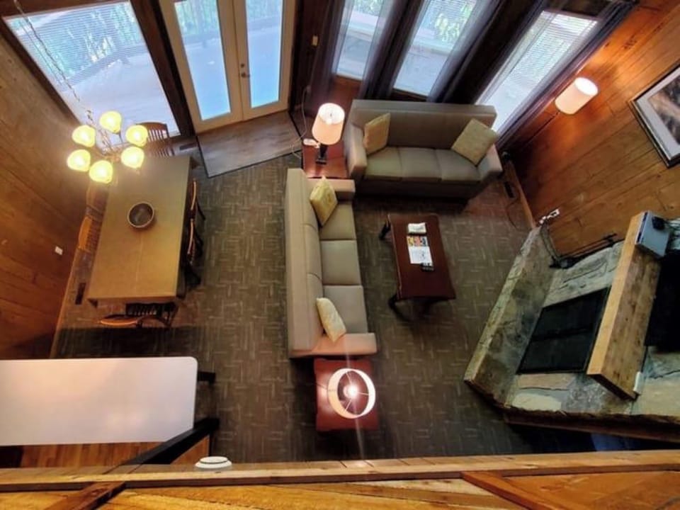 Gatlinburg Mountain Cabin Hotel in Gatlinburg
