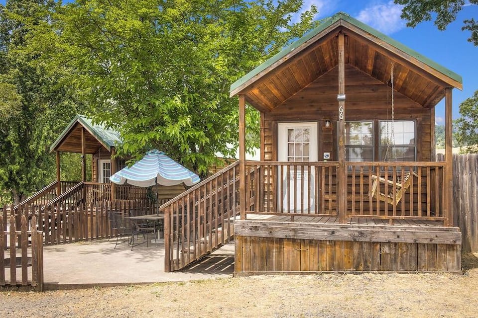 Mendocino Redwoods RV Resort Hotel in Mendocino County
