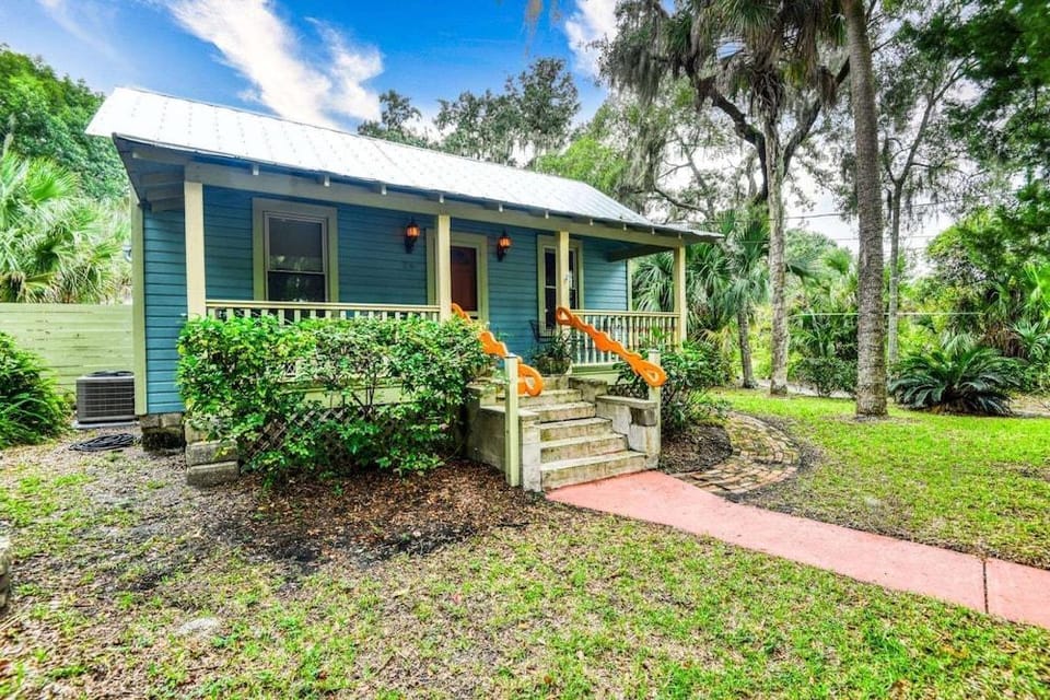 Little Blue Cottage Hotel in Saint Augustine