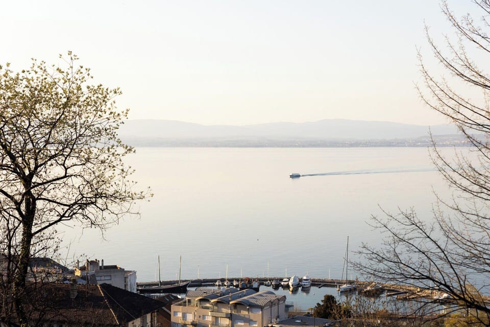 Côté Lac Hostel Hotel in Évian-les-Bains