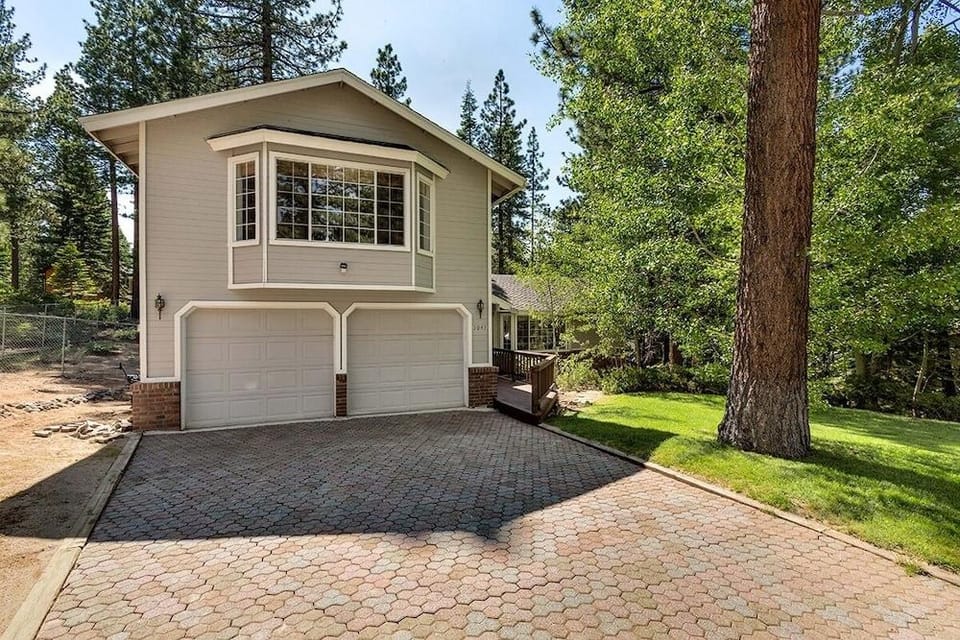 Panhandle House 3 Bedroom Home Hotel in South Lake Tahoe