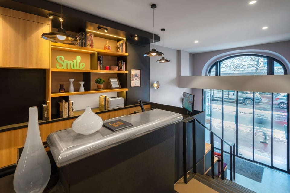Campanile Annecy Centre - Gare Hotel in Annecy