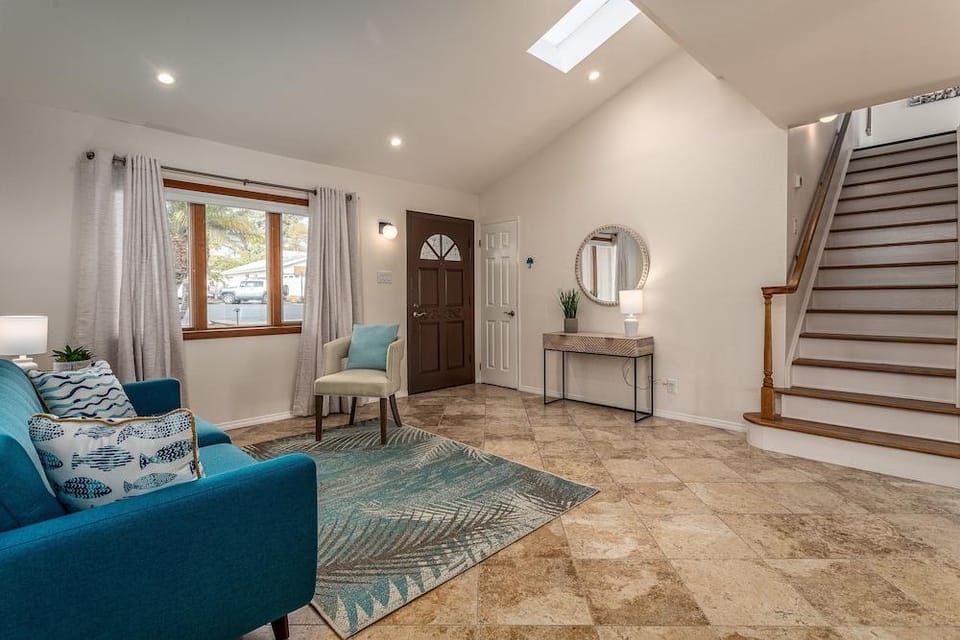 Margaret 5 Bedroom Home by RedAwning Hotel in Carlsbad