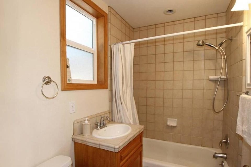 Ormsby House 1489O 4 Bedroom Home by RedAwning Hotel in South Lake Tahoe