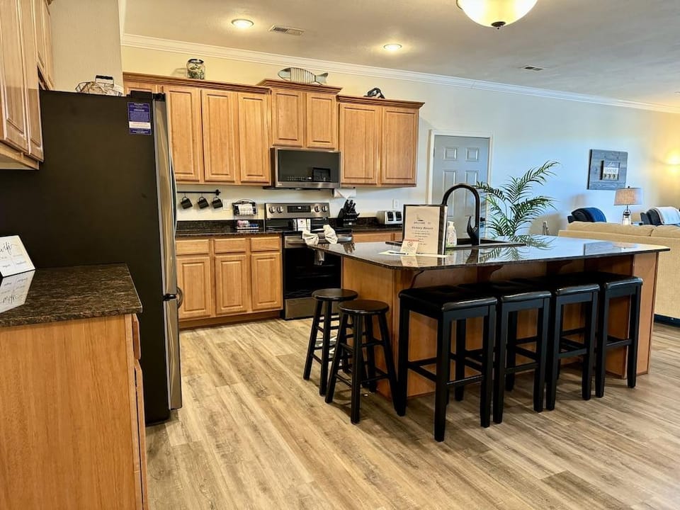 Lower Level Vacation Condo  B-2 with Dock Access by RedAwning Hotel in Ridgedale