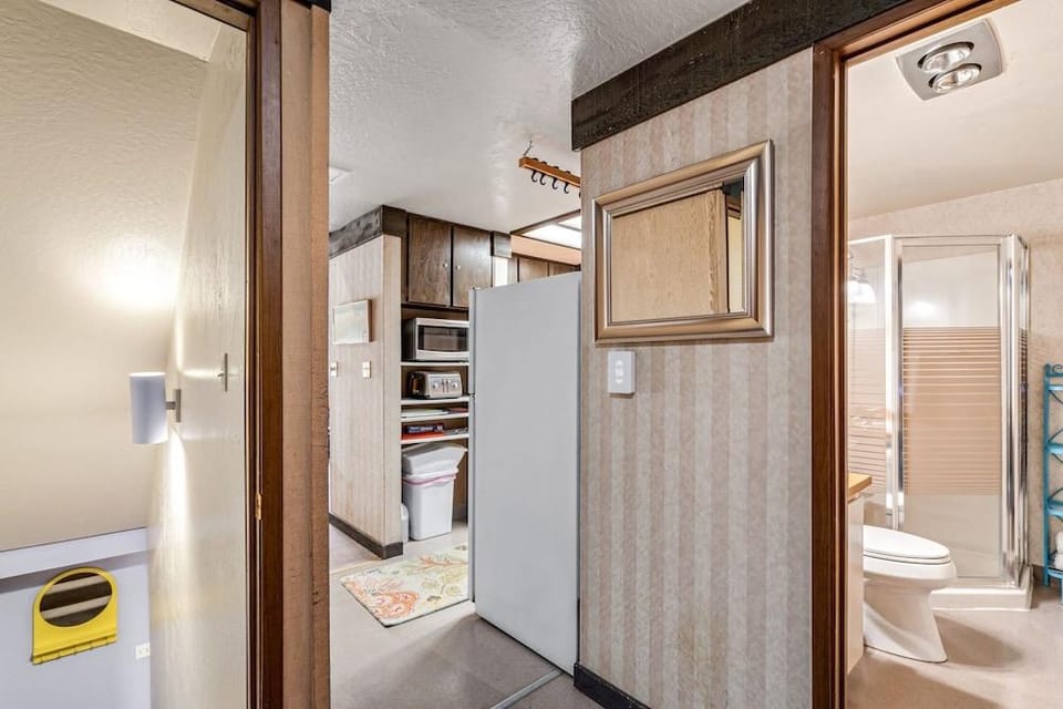 Sunny, Spacious & Pet Friendly - Creekside #39 by Bear Valley Vacation Rentals Hotel in Bear Valley