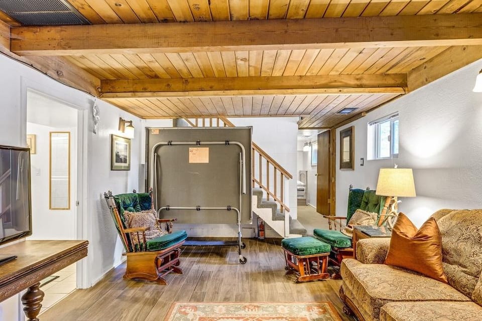 Multi-Family Cabin in Great Location! - Home #183 by Bear Valley Vacation Rentals Hotel in Bear Valley