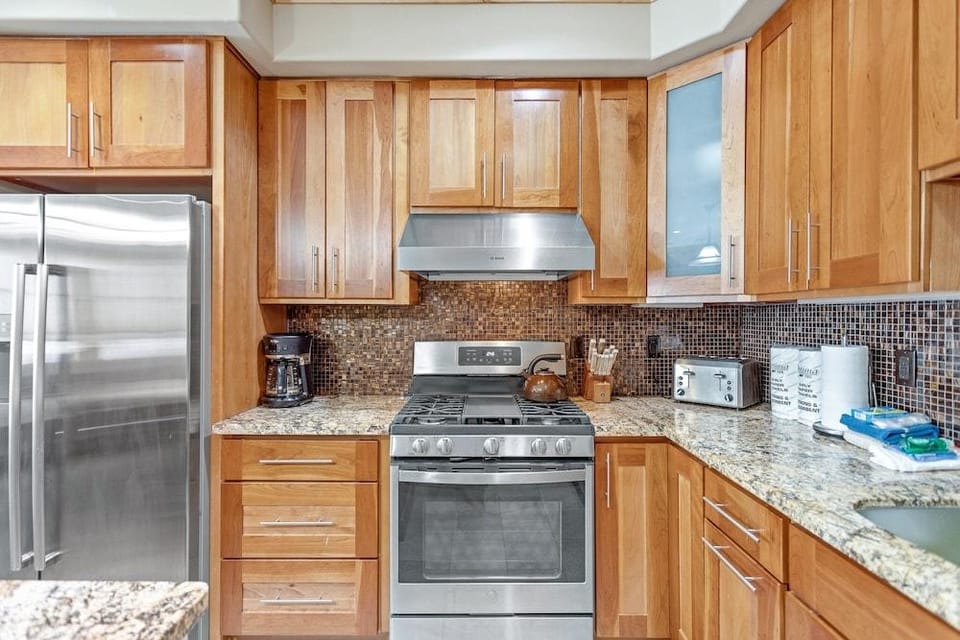 Winter Or Summer - Vacation Time Is Golden At Silver Mountain Condo 202 2 Bedroom Condo by Redawning Hotel in Bear Valley