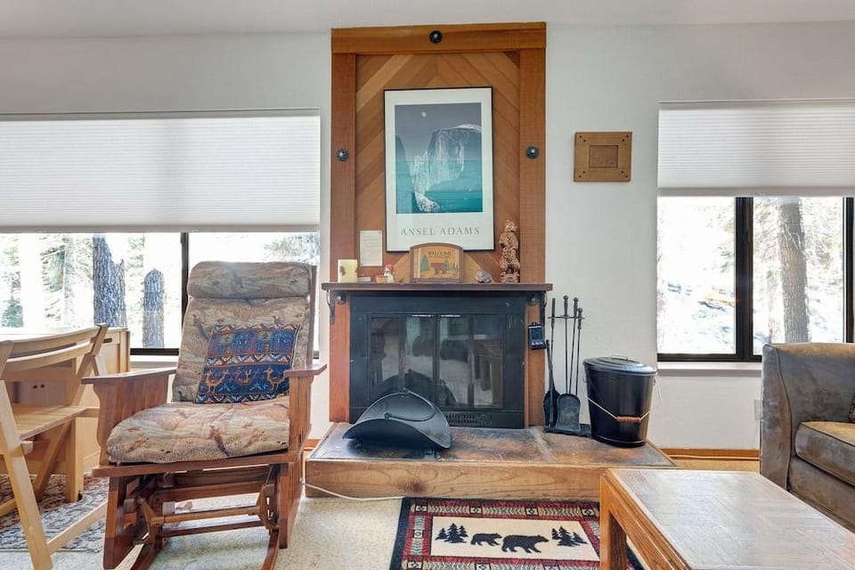 Year Round Condo- Sleeps 5! - Tamarack #17 by Bear Valley Vacation Rentals Hotel in Bear Valley