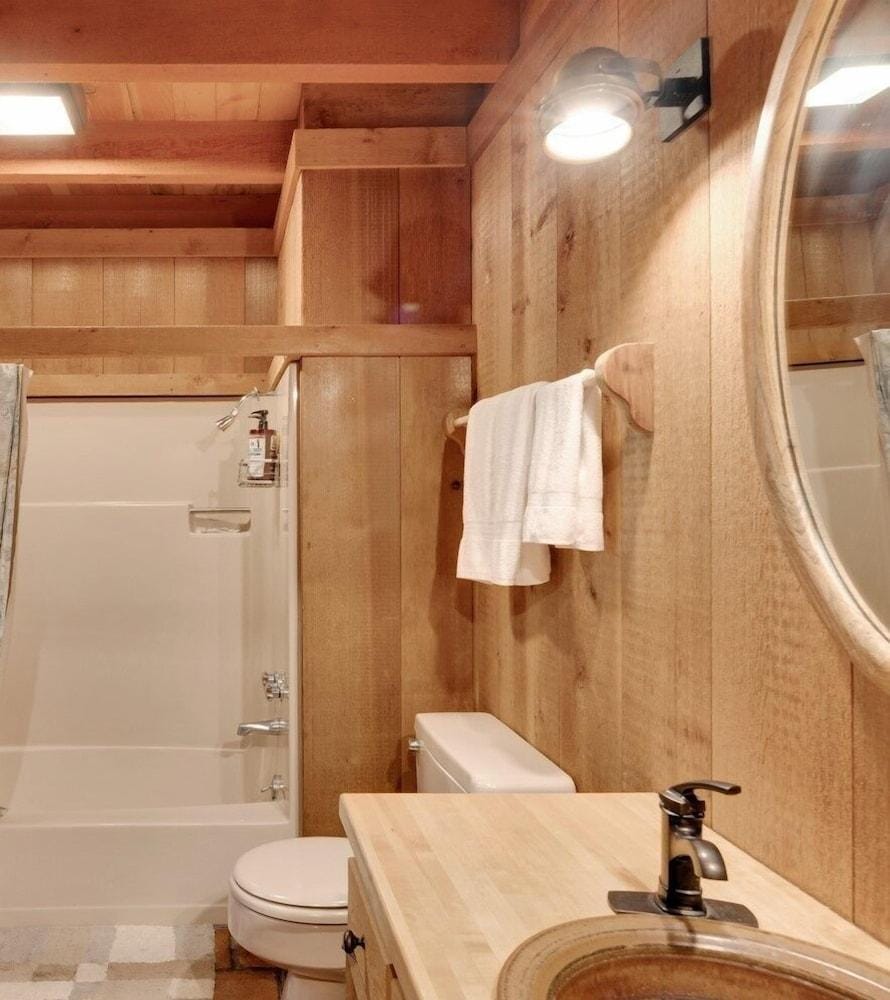 Amazing Architecture - Views all around VH#113 by Bear Valley Vacation Rentals Hotel in Bear Valley