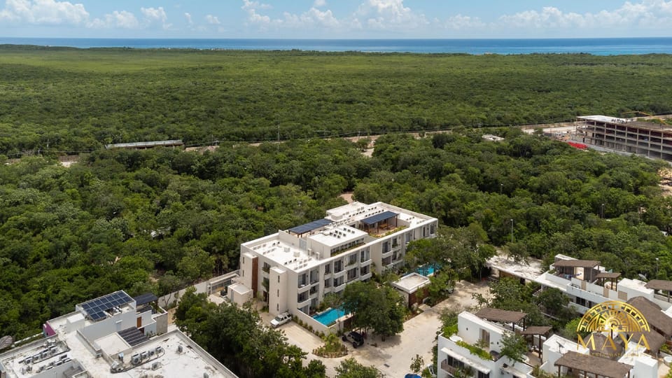 NHOA 107C Lux 1BR Condo Pool access in Aldea Zama Hotel in Tulum