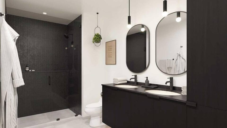 Resort-style Amenities Pool, Dining, Bar, Terrace South Lamar Stay The Code by Avantstay Hotel in Zilker
