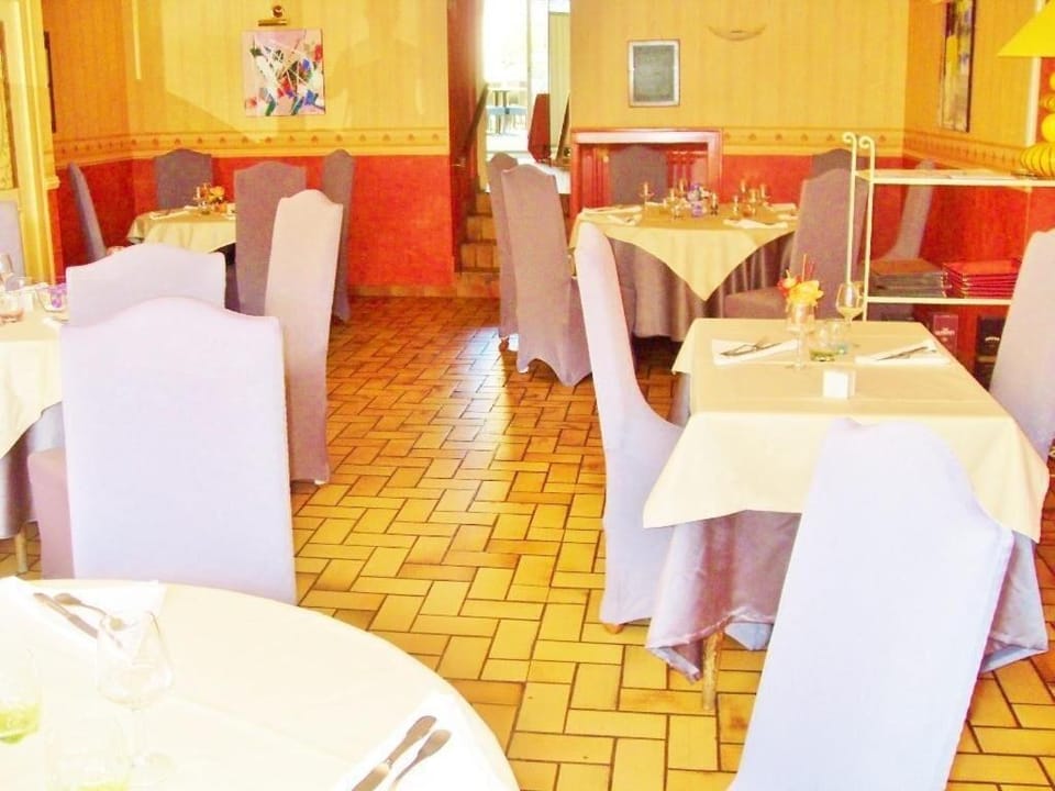 HOTEL RESTAURANT BOULE D'OR Hotel in Bressuire